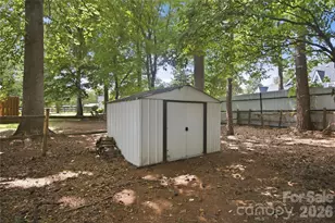 8802 Tarpan Ct, Charlotte, NC 28216 - Photo 33