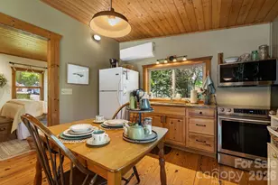 107 111 Hougie Heaven Ln, Franklin, NC 28734 - Photo 7