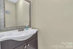 18 McTindal Cir, Asheville, NC 28803 - Photo 23
