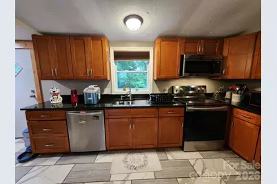 345 Hyatt Street, Waynesville, NC 28786 - Photo 5