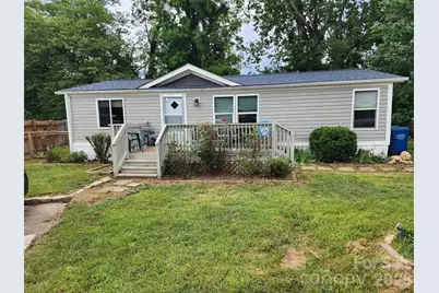345 Hyatt Street, Waynesville, NC 28786 - Photo 1