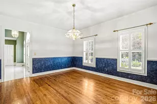 200 Teaberry Ln, Hendersonville, NC 28739 - Photo 9