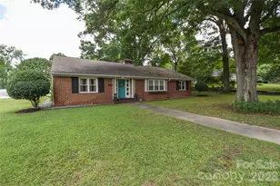 704 Lancaster Ave, Monroe, NC 28112 - Photo 3