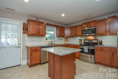 704 Lancaster Avenue, Monroe, NC 28112 - Photo 17