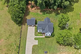 5028 Lewis Rd, Gastonia, NC 28052 - Photo 3
