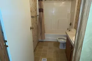 294 E Lester Ln, Hendersonville, NC 28739 - Photo 9