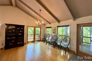 1209 McKinney Gap Dr, Mars Hill, NC 28754 - Photo 15