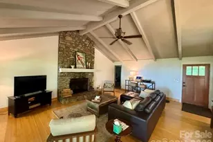 1209 McKinney Gap Dr, Mars Hill, NC 28754 - Photo 11