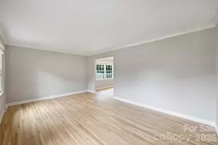 4307 Glenfall Ave, Charlotte, NC 28210 - Photo 3