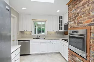 4307 Glenfall Ave, Charlotte, NC 28210 - Photo 9