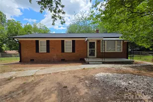 502 Cardinal Ct, Davidson, NC 28036 - Photo 1