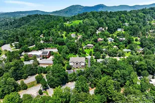 40 Hyannis Dr, Asheville, NC 28804 - Photo 7