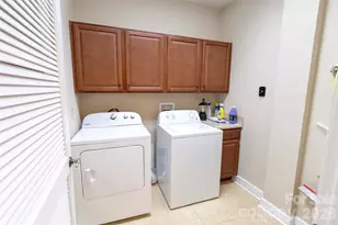 40 Hyannis Dr, Asheville, NC 28804 - Photo 29