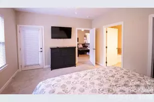 40 Hyannis Dr, Asheville, NC 28804 - Photo 27