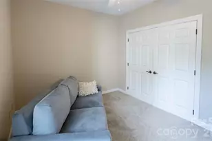 40 Hyannis Dr, Asheville, NC 28804 - Photo 27
