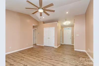 13050 Planters Row Drive, Charlotte, NC 28278 - Photo 7