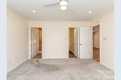 13050 Planters Row Drive, Charlotte, NC 28278 - Photo 13