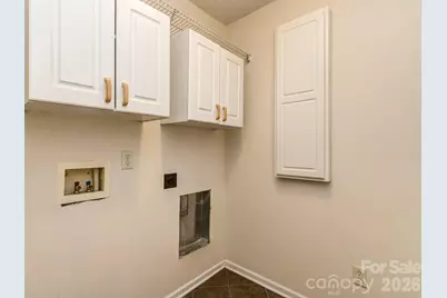13050 Planters Row Drive, Charlotte, NC 28278 - Photo 21