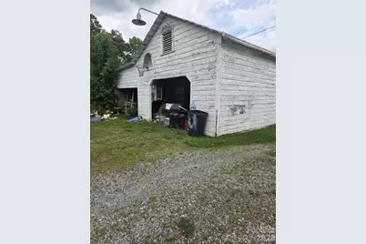 511 Lower Creek Drive NE, Lenoir, NC 28645 - Photo 17