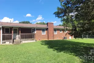 192 Sigmon Rd, Statesville, NC 28677 - Photo 13