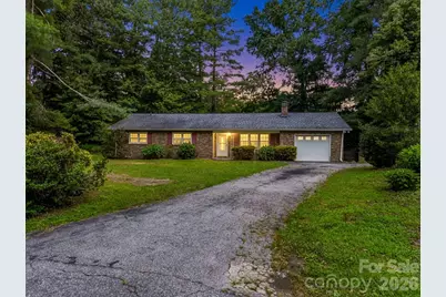 926 Toxaway Court, Hendersonville, NC 28791 - Photo 19