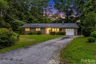 926 Toxaway Ct, Hendersonville, NC 28791 - Photo 19
