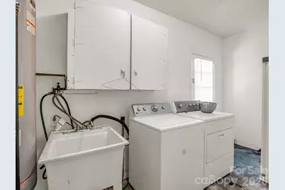 926 Toxaway Court, Hendersonville, NC 28791 - Photo 17