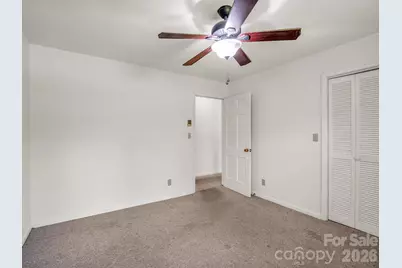 926 Toxaway Court, Hendersonville, NC 28791 - Photo 9