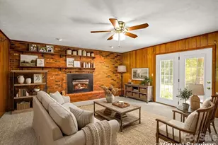 926 Toxaway Ct, Hendersonville, NC 28791 - Photo 9