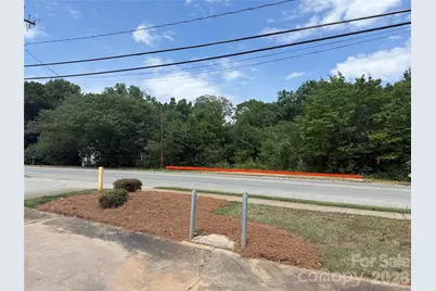 2902 & 2904 N Church Street, Greensboro, NC 27405 - Photo 1