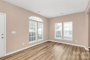 12260 Jessica Pl, Charlotte, NC 28269 - Photo 7