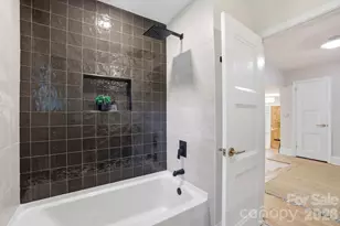 5515 Doncaster Dr, Charlotte, NC 28211 - Photo 19