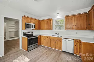 304 Julia Dr, Lincolnton, NC 28092 - Photo 13