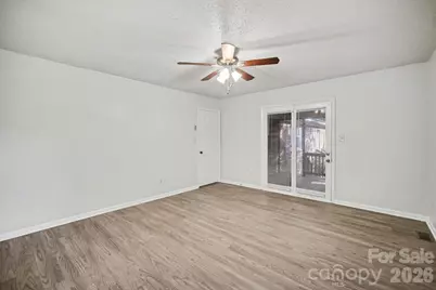 304 Julia Drive, Lincolnton, NC 28092 - Photo 17