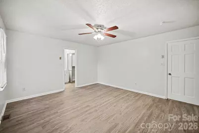 304 Julia Drive, Lincolnton, NC 28092 - Photo 15