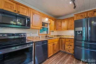 171 Cripple Creek Dr, Waynesville, NC 28785 - Photo 11