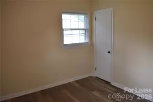 515 Kerr St, Statesville, NC 28677 - Photo 15