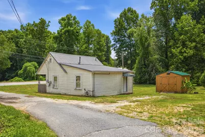 43 N Highland Avenue, Granite Falls, NC 28630 - Photo 15