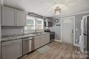 43 N Highland Ave, Granite Falls, NC 28630 - Photo 9