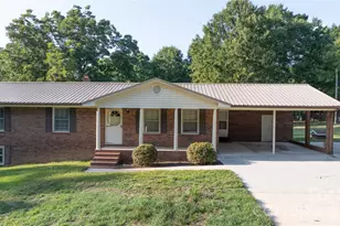 2209 Woodhurst Ln, Albemarle, NC 28001 - Photo 1