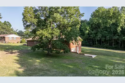2209 Woodhurst Lane, Albemarle, NC 28001 - Photo 5