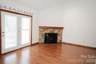 100 Willow Run Dr, Gastonia, NC 28056 - Photo 3