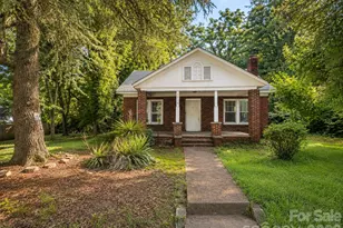 1316 E 35th Street E, Charlotte, NC 28205 - Photo 1