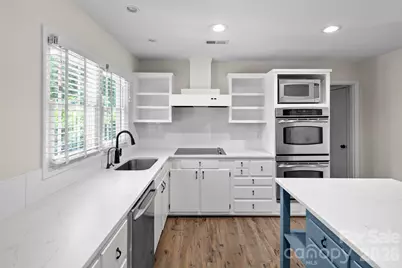 1212 Oakland Street, Hendersonville, NC 28792 - Photo 5