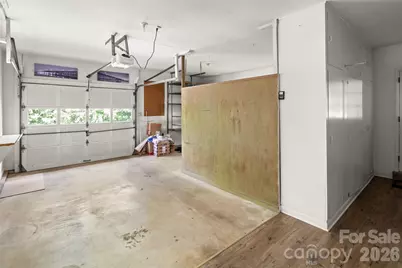 1212 Oakland Street, Hendersonville, NC 28792 - Photo 31
