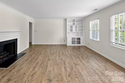 1212 Oakland Street, Hendersonville, NC 28792 - Photo 11
