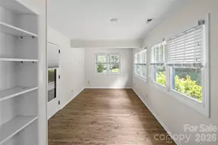 1212 Oakland St, Hendersonville, NC 28792 - Photo 19