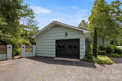 1212 Oakland Street, Hendersonville, NC 28792 - Photo 29