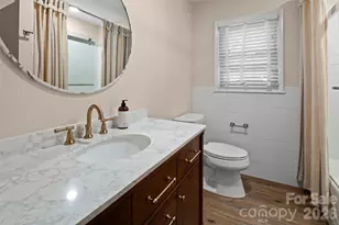 1212 Oakland St, Hendersonville, NC 28792 - Photo 17