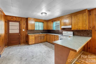 194 Virginia Drive, Marion, NC 28752 - Photo 5